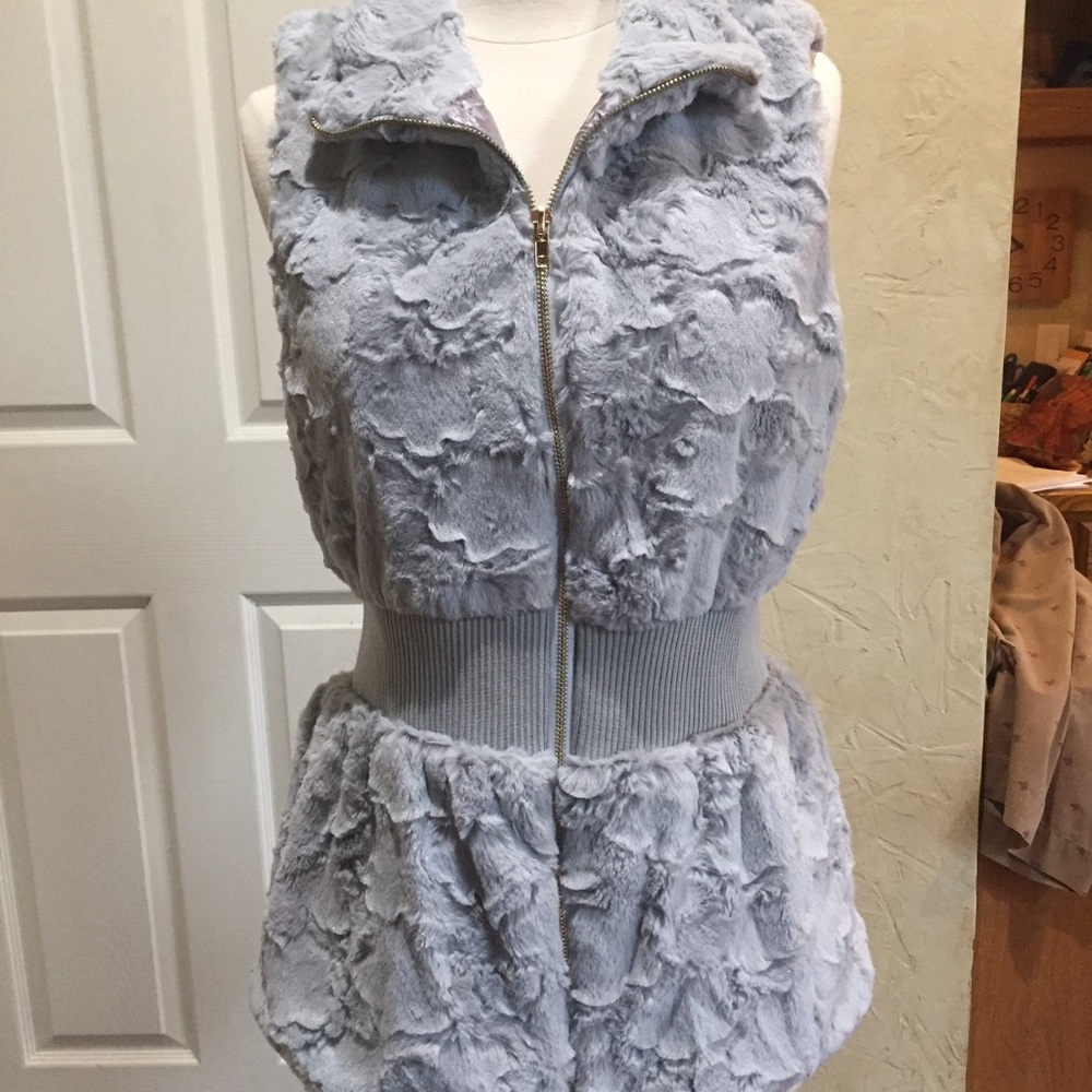 Super soft, luxurious zippered vest